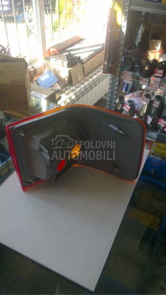 Štop lampa limuzina