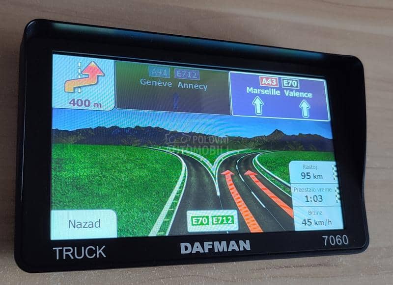 Profesionalni GPS DAFMAN 7 HD 8gb mape MART 2025 u ceni