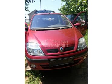 Far za Renault Scenic od 1997. do 2005. god.