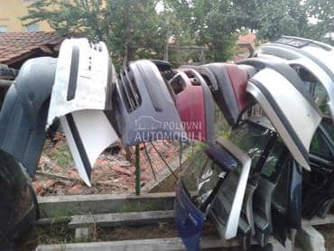 Fiat Punto - kompletan auto u delovima