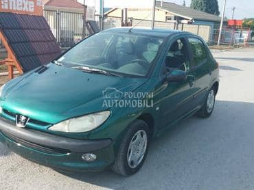 Peugeot 206 - kompletan auto u delovima