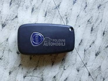 Ključ za Lancia Musa