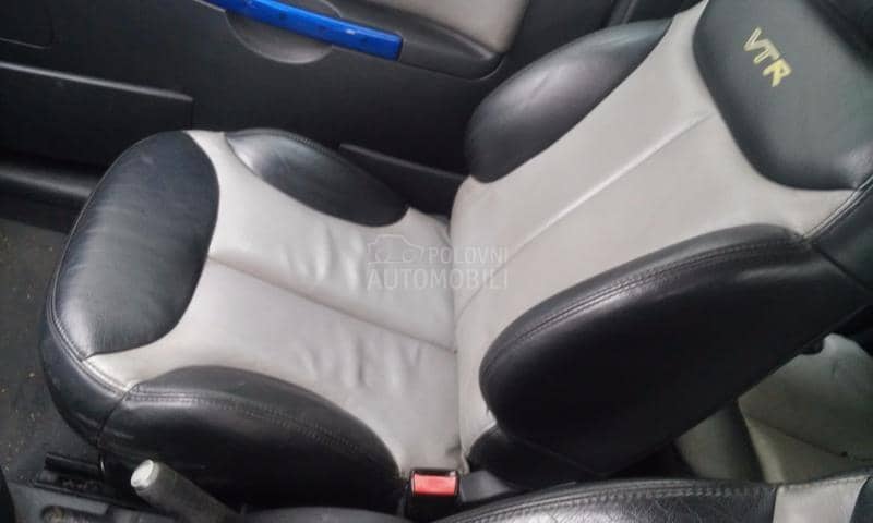 Citroen C2 -  kompletan auto u delovima