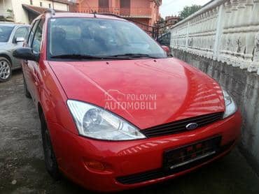 Farovi za Ford Focus za 2001. god.