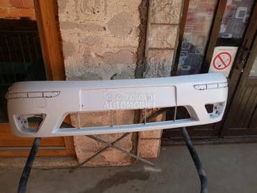 Prednji branik za Ford Focus od 1998. do 2004. god.