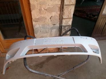 Prednji branik za Ford Focus