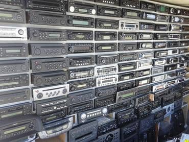 AUTO MUZIKA cd mp3 usb aux