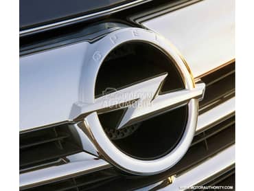 Delovi motora za Opel Insignia