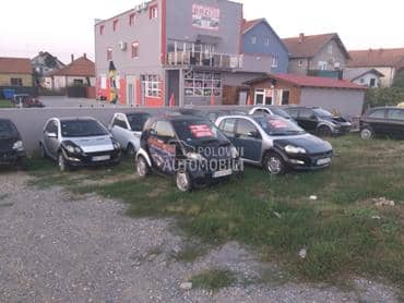 Smart ForFour - kompletan auto u delovima