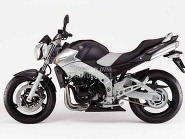 SUZUKI GSR 600 2006 God.