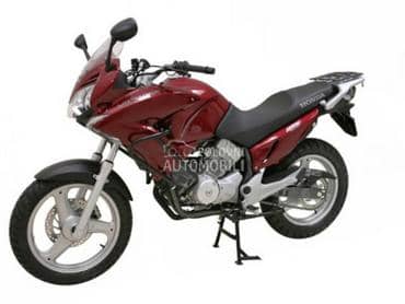 Honda VARADERO125 XLV 06god.