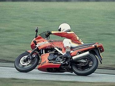 KAWASAKI GPZ 500 93