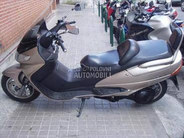 Suzuki Burgman 250 , 2000 god.