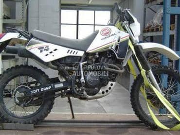 CAGIVA T4 350 , 88 GOD.