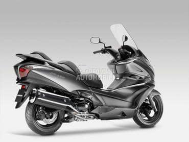HONDA Silver Wing 400 03 God.