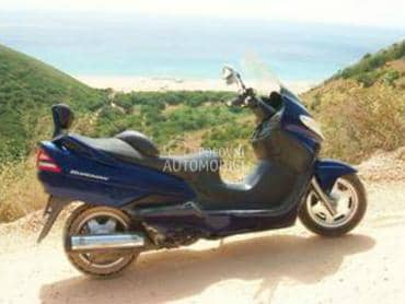 Suzuki Burgman 250 , 2001 god.