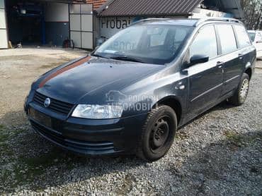 Fiat Stilo -  kompletan auto u delovima