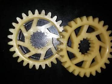 Plasticni zubcanici za APRILIA