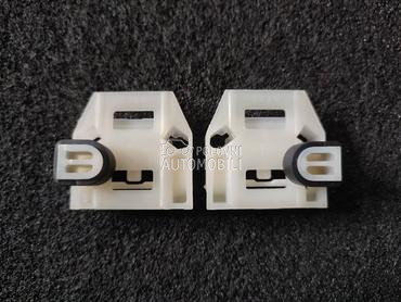 Plastika podizača stakla za Škoda Fabia od 1999. do 2008. god.