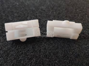 Plastika podizača stakla za Renault Megane od 1995. do 2002. god.