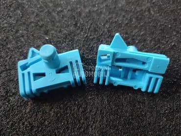 Plastike podizača stakla za Renault Espace, Laguna od 2000. do 2007. god.