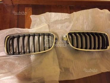 Grill bubrezi za BMW 320