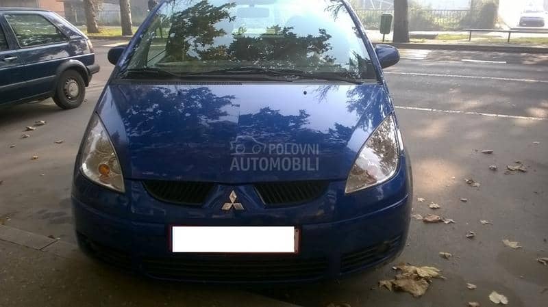 Mitsubishi Colt - kompletan auto u delovima