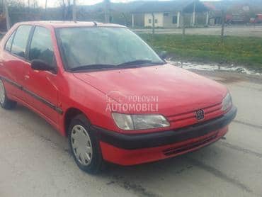 Delovi za Peugeot 306