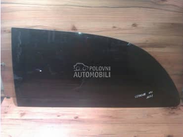 Stakla za Chrysler Voyager od 1995. do 2007. god.