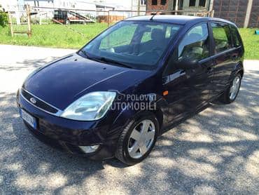 Ford Fiesta - kompletan auto u delovima