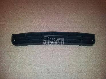 Centralna resetka za Audi A6 od 1994. do 1997. god.