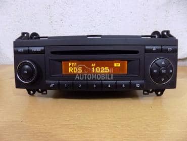 Fabricki cd plajer za Mercedes Benz Ostalo