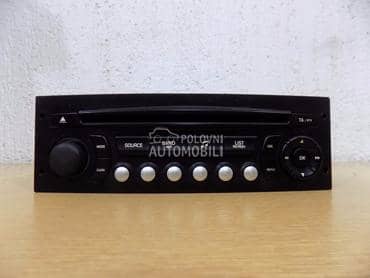 Fabricki cd radio za Peugeot 307