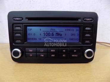 Fabricki cd plajer za Volkswagen Golf 5