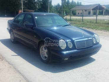 Delovi za Mercedes Benz E 220