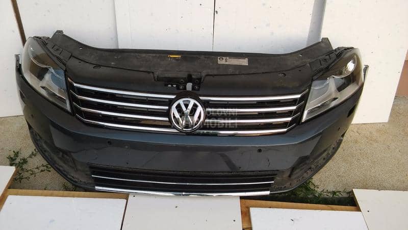 VW Passat B7 Prednji kraj