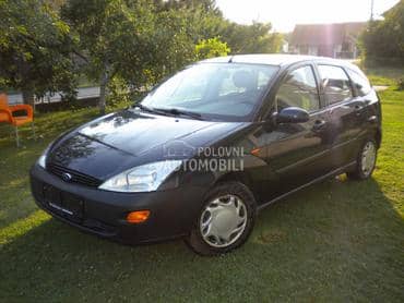Ford Focus - kompletan auto u delovima