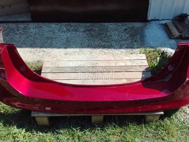 Zadnji branik za Ford Focus od 2015. do 2019. god.