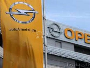 Opel Meriva - kompletan auto u delovima