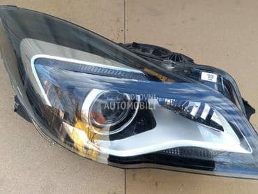 Desni far za Opel Insignia od 2014. do 2017. god.