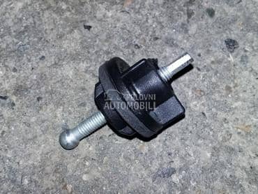 Delovi za Opel Vectra B