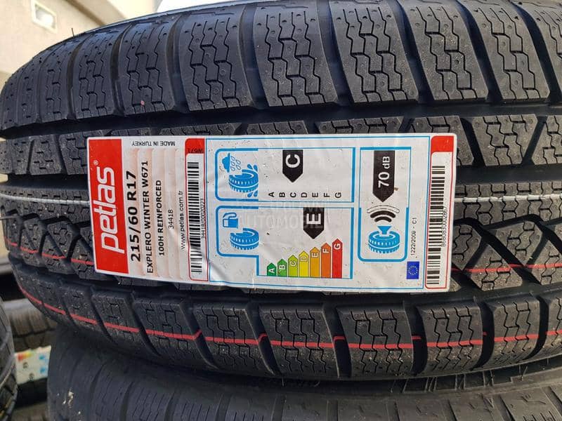 Petlas 215/60 R17 Zimska