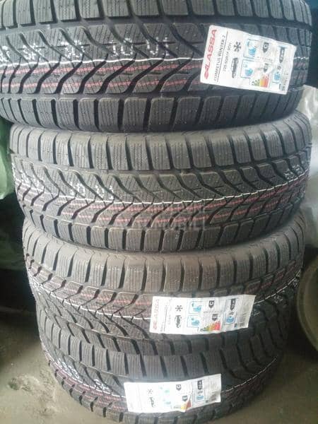 Lassa 225/60 R17 Zimska