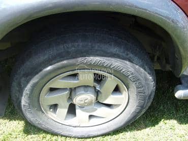 Mitsubishi Pajero -  kompletan auto u delovima