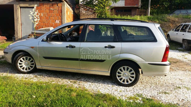 Delovi za Ford Focus
