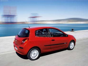 Renault Clio - kompletan auto u delovima