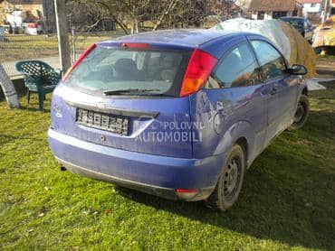 Ford Focus - kompletan auto u delovima