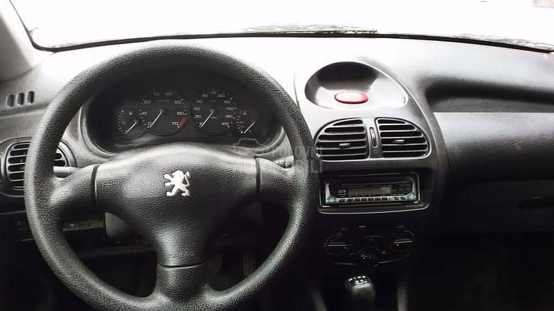 Delovi za Peugeot 307 za 2005. god.