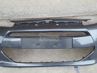 Prednji branik za Citroen C3