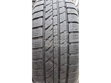 Bridgestone 185/60 R15 Zimska